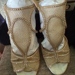 Imagine Vince Camuto women’s shoes